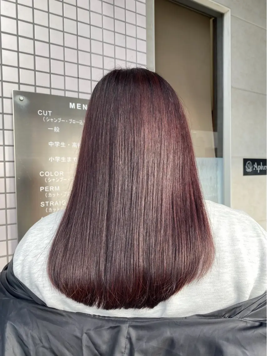 ロング 髪質改善 縮毛矯正 カット 縮毛矯正 トリートメント Aphrodite 横手 亜紀のヘアスタイル