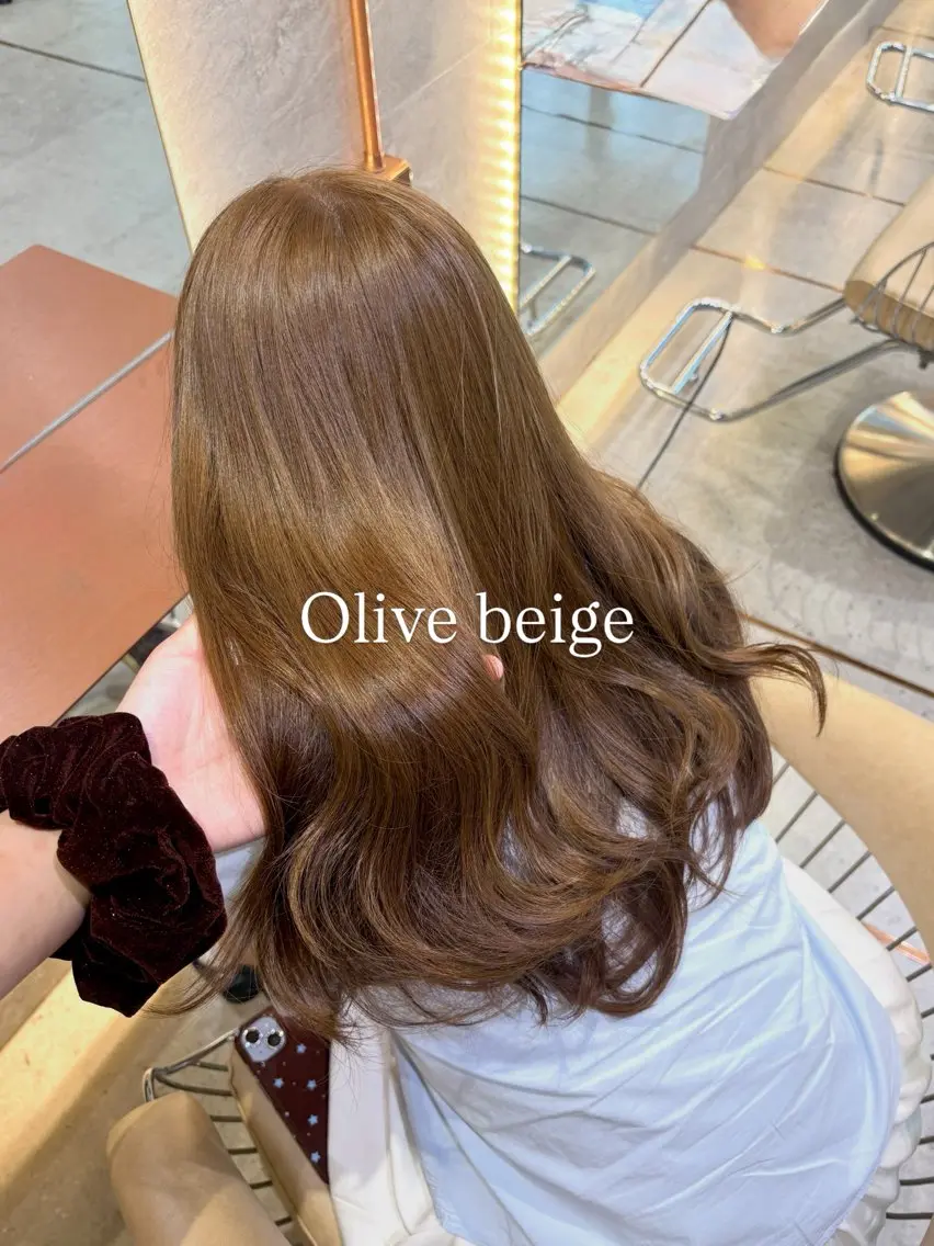 ロング カラー ベージュカラー ブラウンカラー 透明感カラー マロンブラウン オリーブベージュ カット ヘアカラー トリートメント 顔周りレイヤーカット /髪質改善/ゆう🤍のヘアスタイル