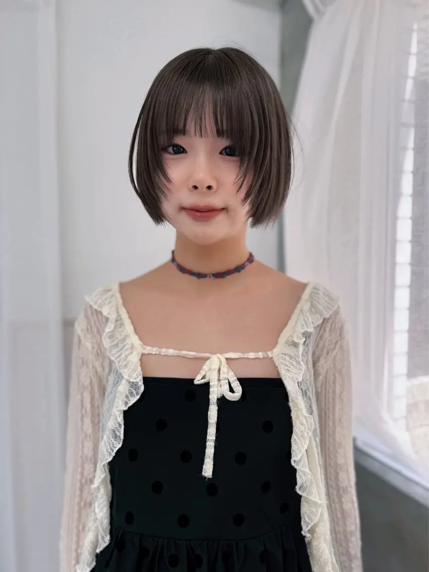 カット sena⌇ベージュ⌇ ブリーチなしWカラーのヘアスタイル