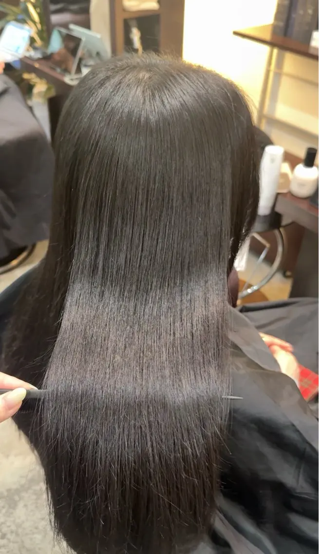 ロング 縮毛矯正 髪質改善✨️柴田 妃菜🧸のヘアスタイル