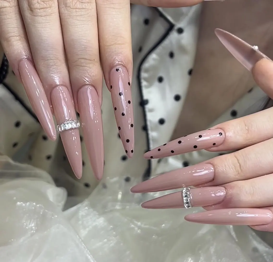 ネイル ハンドネイル 🎀 UU_nailのネイルデザイン