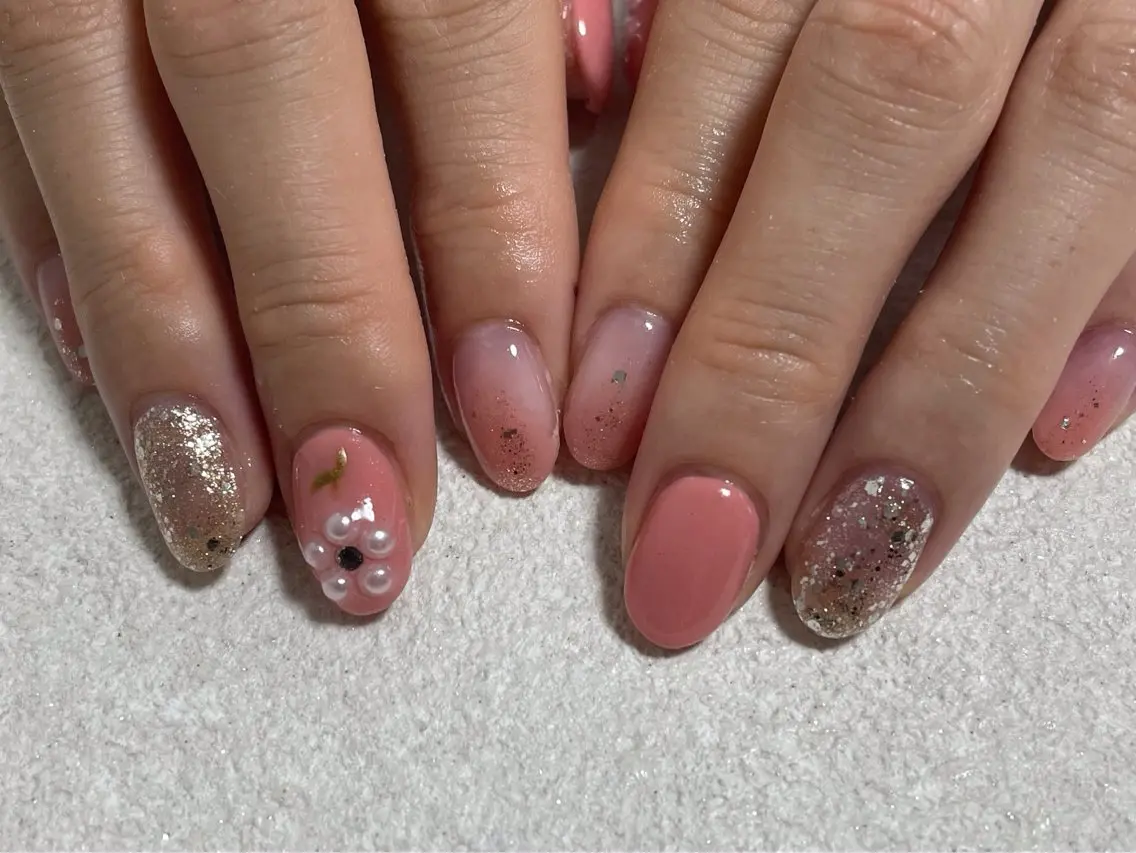 ネイル オーロラネイル フットネイル フレンチネイル ジェルネイル 韓国ネイル ハンドネイル mogunail &blowのネイルデザイン