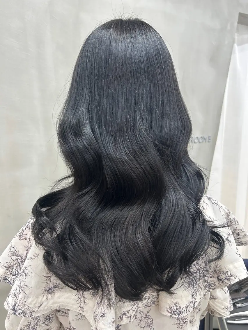 ロング カラー newi梅田🫧韓国 ヘア🫧sakiのヘアスタイル