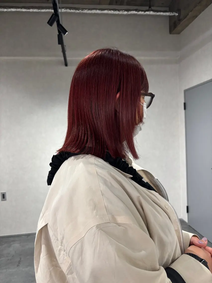 ミディアム 新井 英美のヘアスタイル