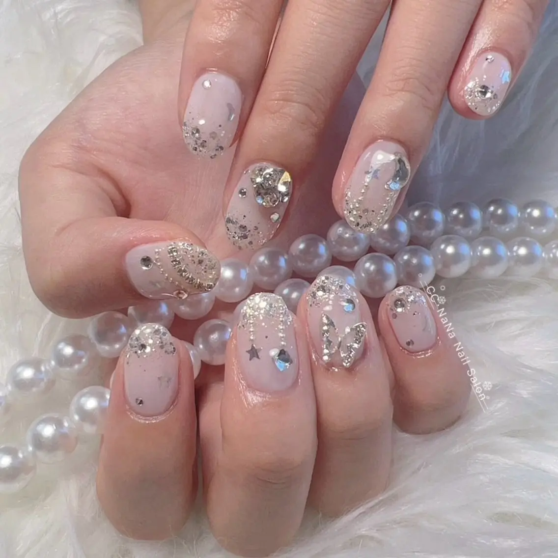 ネイル 持ち込み 冬ネイル クリスマス ハンドネイル 💎CC・NaNa 韓国風ネイル🌙Cのネイルデザイン