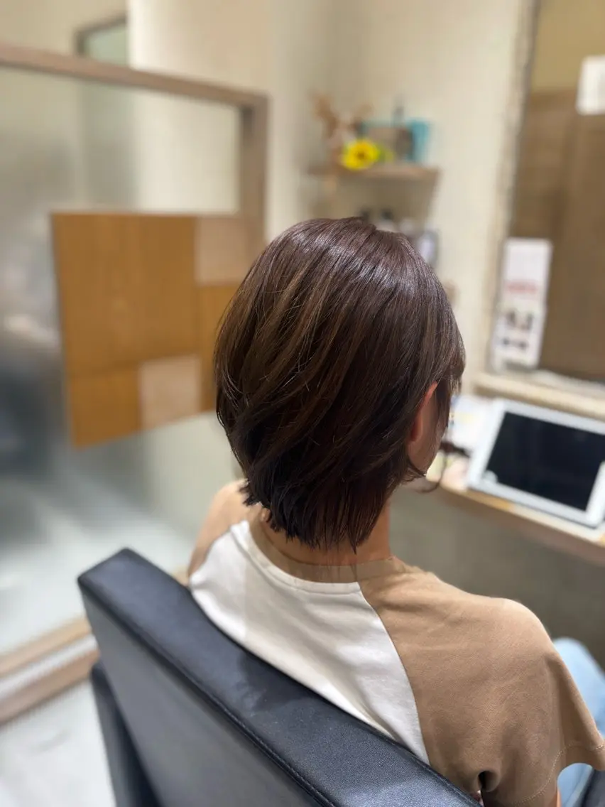 ショート カット トリートメント 透明感ツヤカラー/ 縮毛矯正/静岡のヘアスタイル