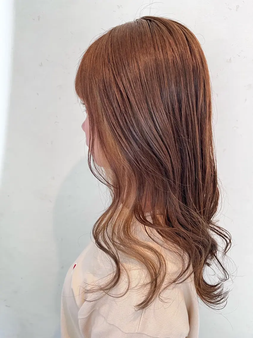 セミロング カラー 伊藤 さやかのヘアスタイル