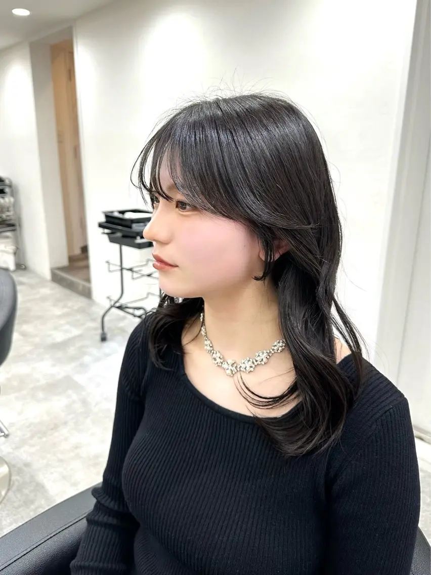 ロング カラー ミディアムレイヤー 添田晃基のヘアスタイル