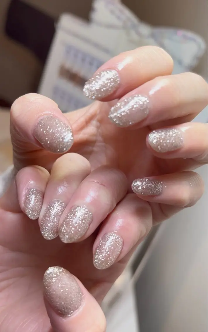 ネイル フラッシュネイル キラキラネイル モンタナ nailのネイルデザイン