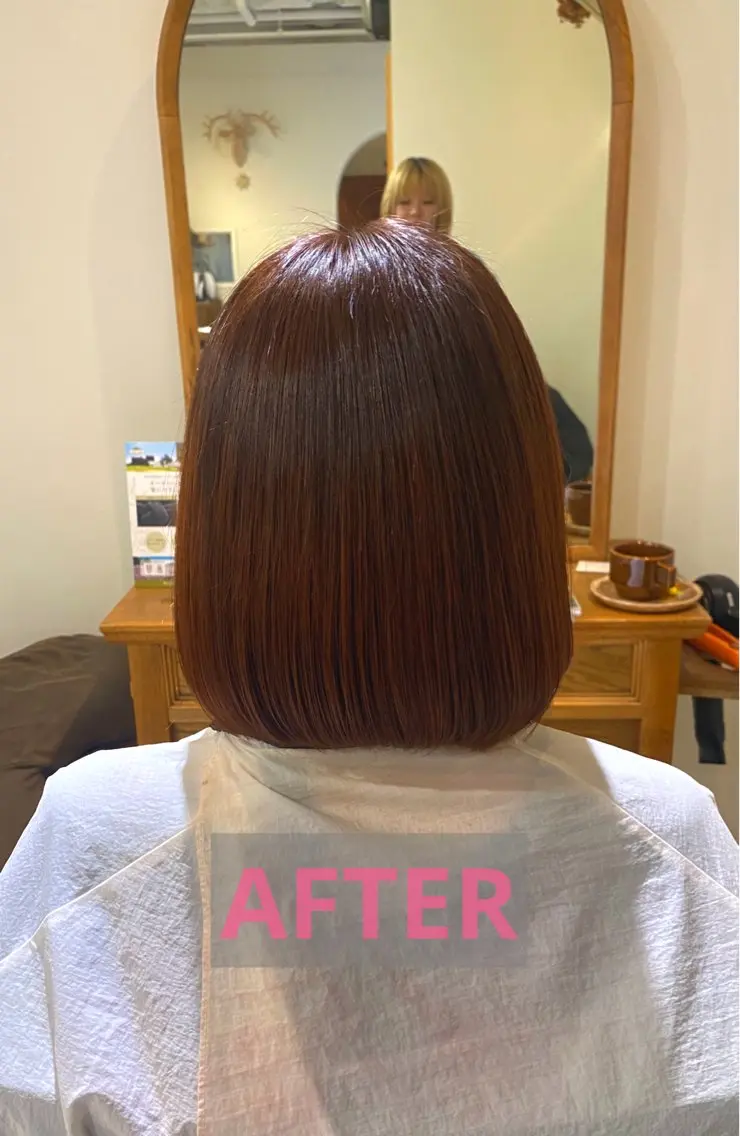 ショート ヘアカラー LiC えりのヘアスタイル