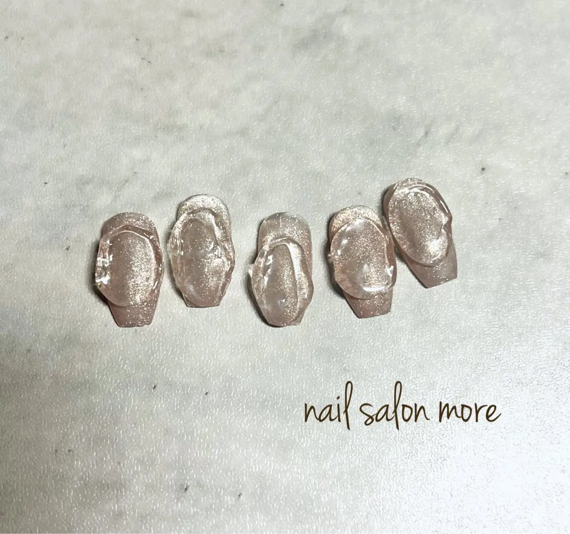 ネイル アートネイル キラキラネイル マグネットネイル ぷっくりネイル nail salon moreのネイルデザイン