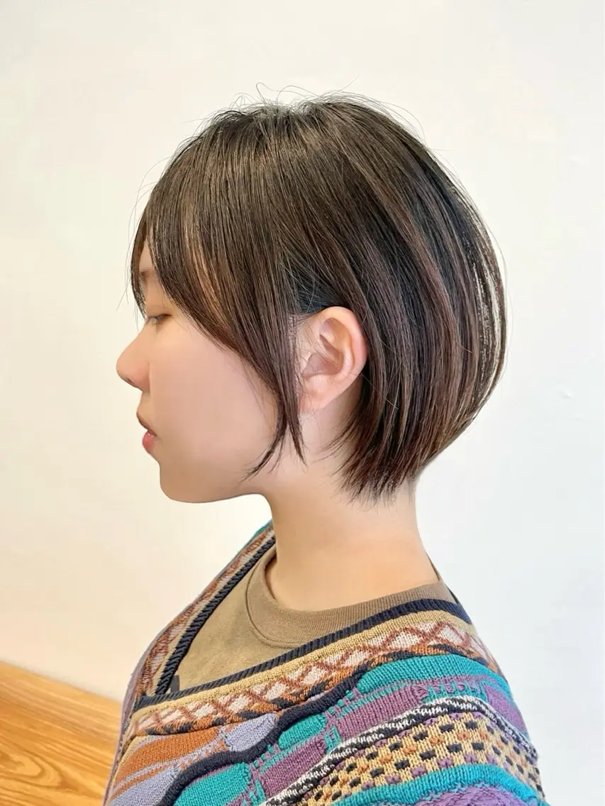 ショート カラー ショートボブ ブルーカラー ブルーグレー ブルーグレージュ グレージュ カット ヘアカラー VIEW EHIME 齋藤  あつきのヘアスタイル