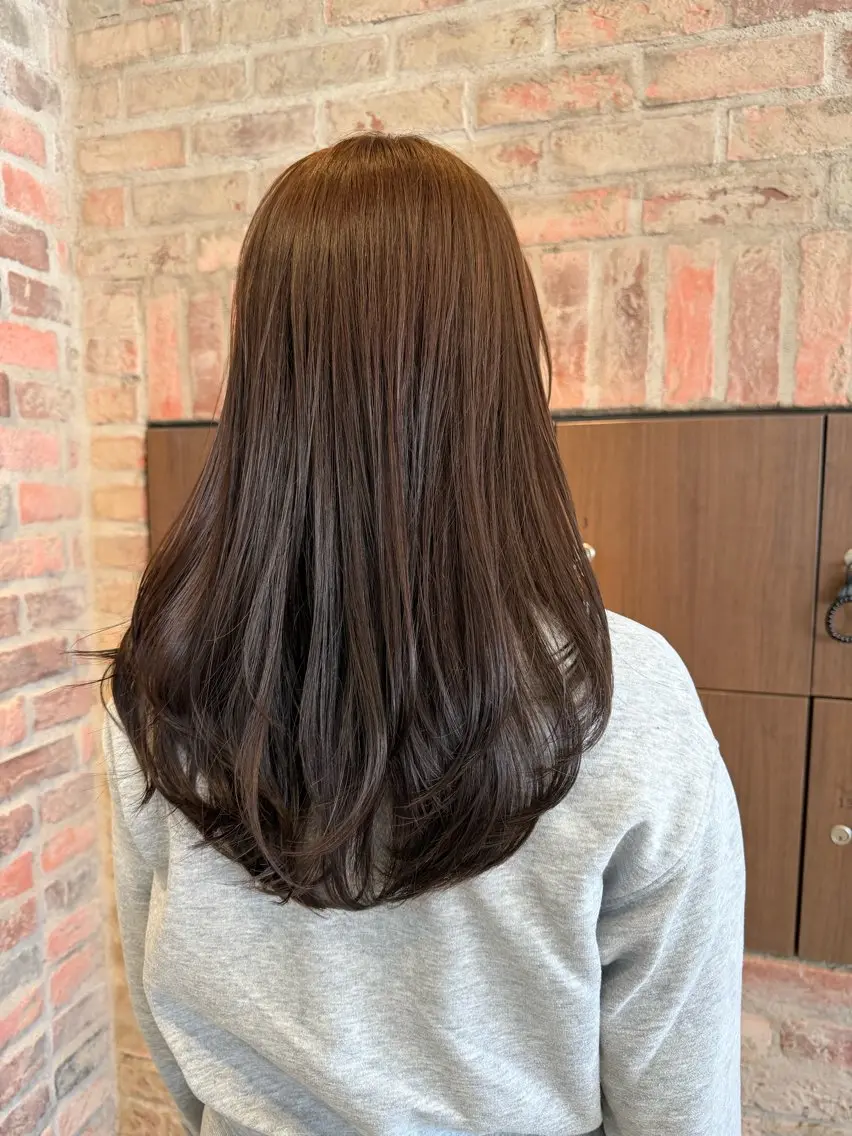 ロング カラー 黒髪 ブラウンカラー チョコレートブラウン 透明感カラー 蒲田 倖太郎のヘアスタイル