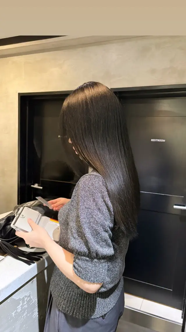 ロング カラー ヘアカラー 縮毛矯正 タナカ カナ🫧のヘアスタイル