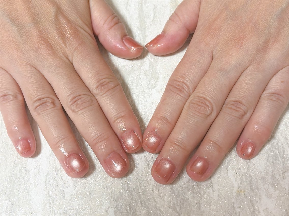 ネイル アニマル柄 オーロラネイル フットネイル フレンチネイル ジェルネイル ハンドネイル mogu nailのネイルデザイン