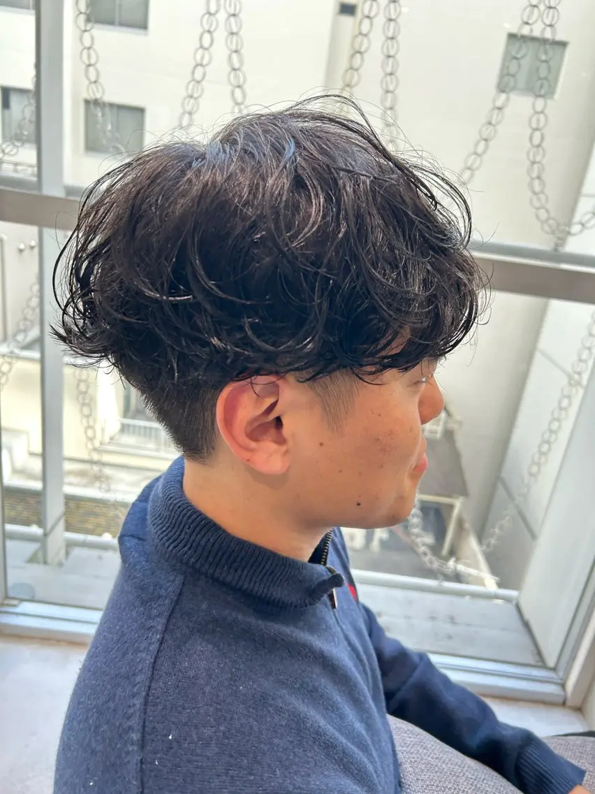 パーマ メンズ カット パーマ メンズ清潔感のプロ 💈メンズパーマ藤田のヘアスタイル