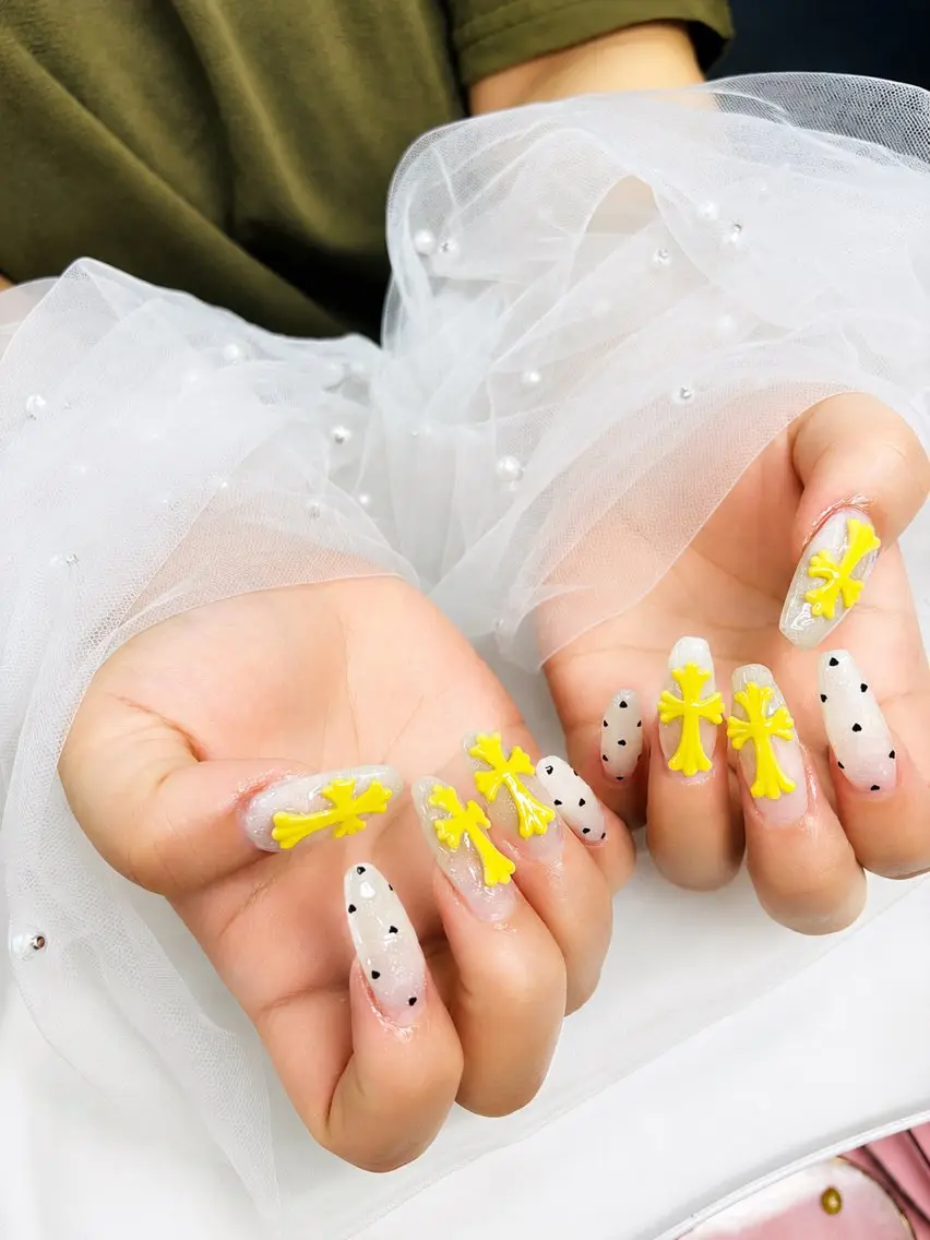 🎀おすすめ🎀ワンホンネイル🎀【チップ長さ出し】4本アートコース✨オフなしの写真