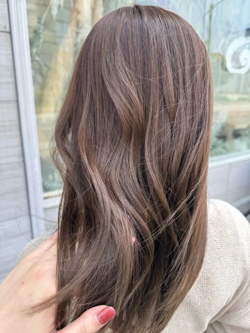 ミディアム カラー ベージュカラー 透明感カラー 堀江美容室 千晶のヘアスタイル