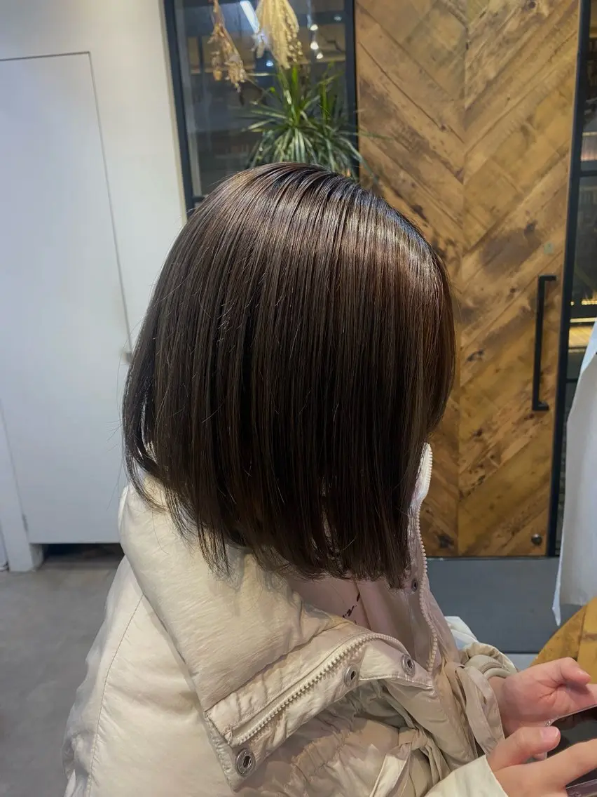 ミディアム カラー 透明感カラー ダークグレー ダークグレージュ グレージュ ヘアカラー トリートメント 透明感うる艶カラー ¦コユキ🫧💞のヘアスタイル