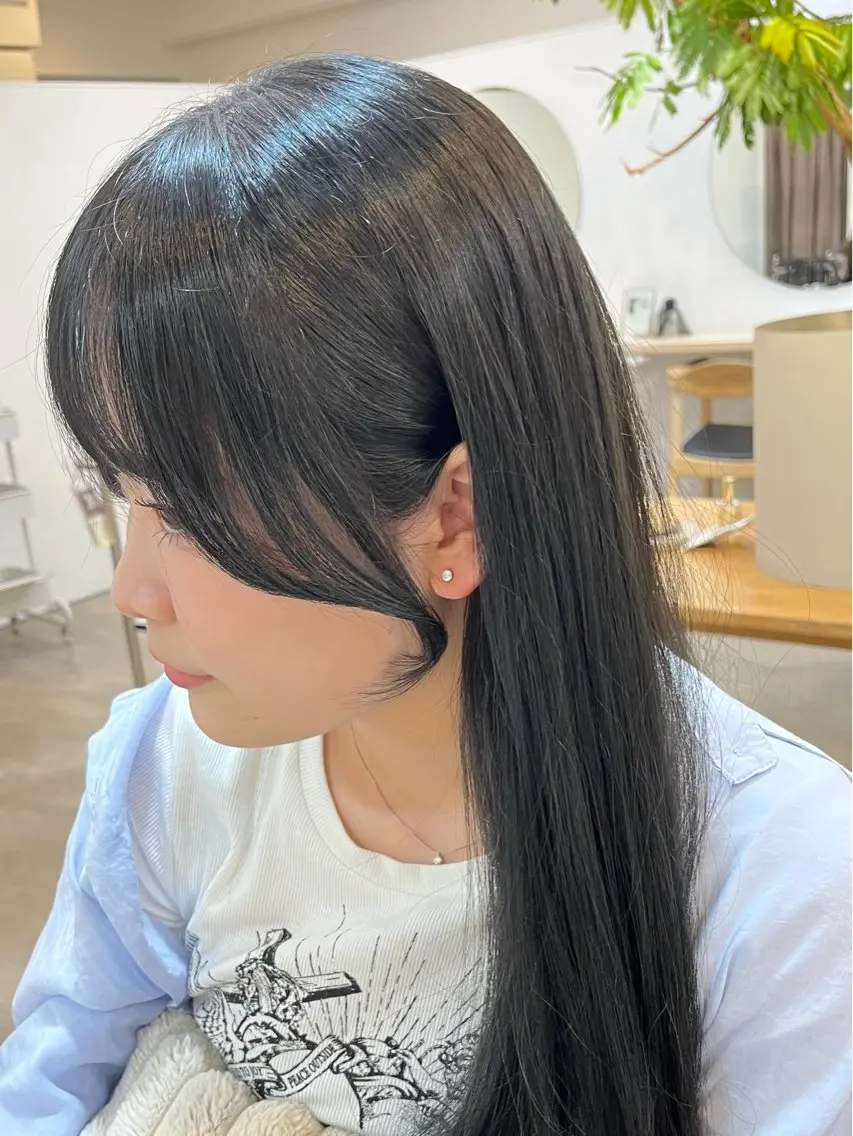 ロング カラー 似合わせカット カット ヘアカラー トリートメント 𝒀𝒖𝒊𝒏𝒂 梅田/透明感カラーのヘアスタイル