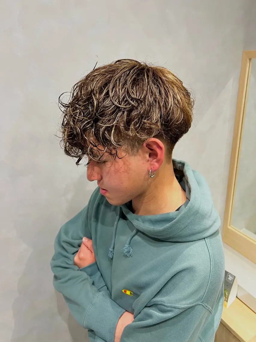 ショート メンズ カット パーマ 小谷野 翔夢偉のヘアスタイル