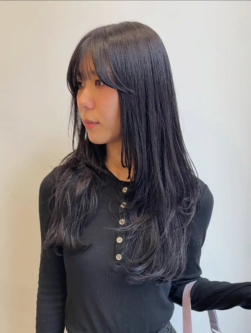 ロング カラー バイオレットカラー カット ヘアカラー ナチュラルカラー 児玉優香のヘアスタイル