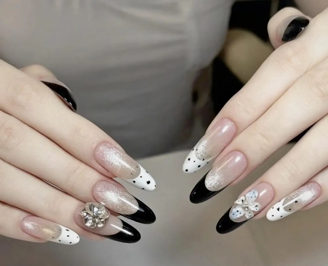 ネイル ハンドネイル 🎀 KiKi_nailのネイルデザイン