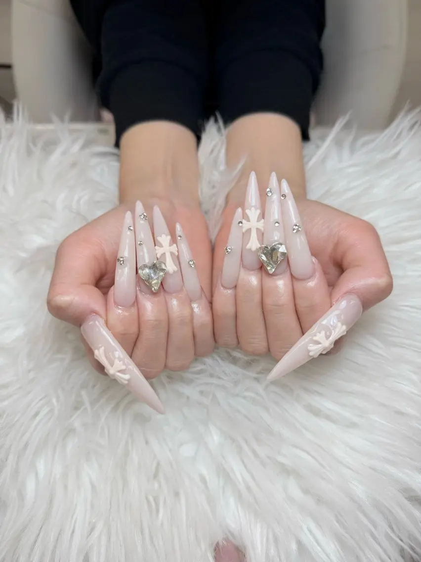 ネイル ハンドネイル ANH ゴテゴテネイルサロンのネイルデザイン