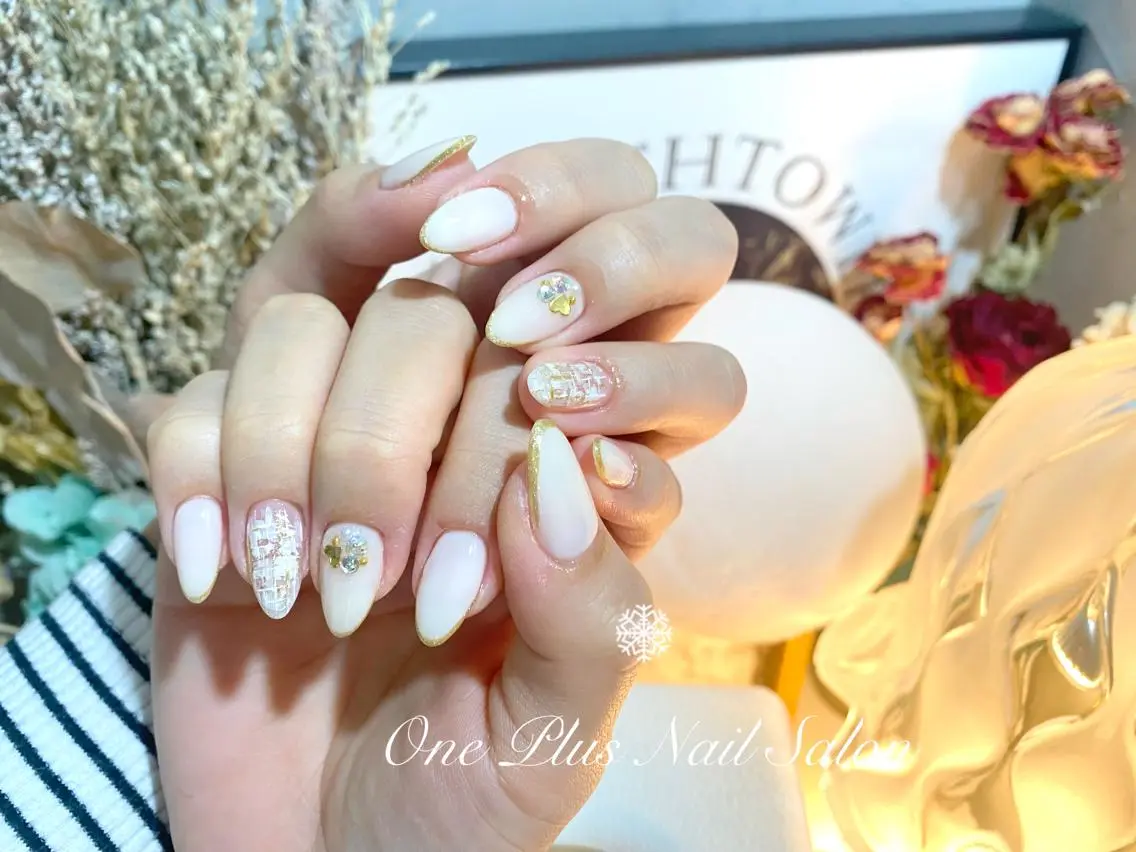 ショート ハンドネイル One Plus Nail Salonのネイルデザイン