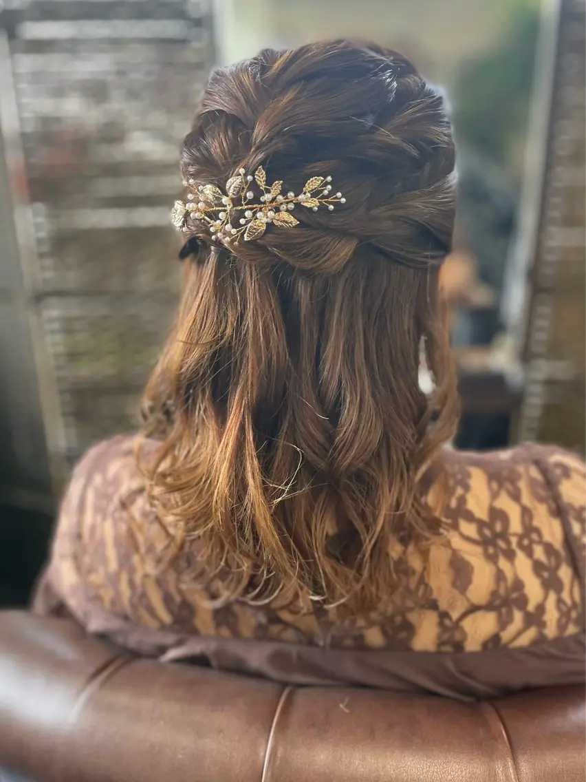 セミロング ヘアアレンジ ハーフアップ 結婚式・ブライダル ヘアセット 沢田 瞳のヘアスタイル