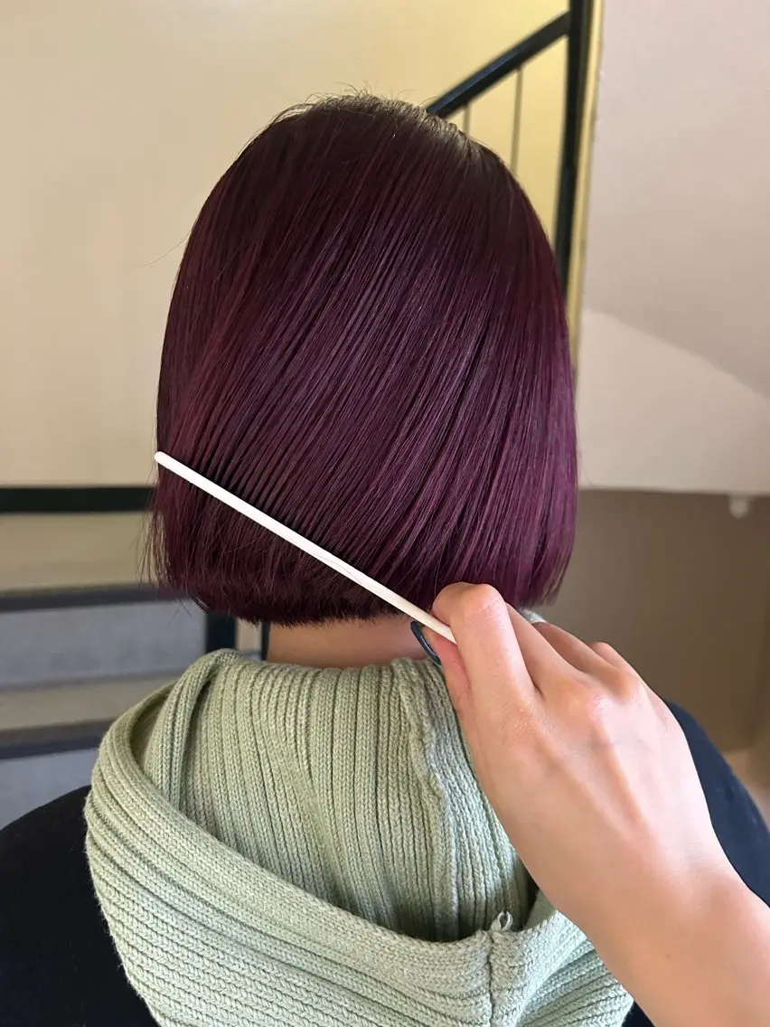 ショート カラー レッドカラー バイオレットカラー カット ヘアカラー トリートメント ☕️結【suii.】 ボブ/ヘアセット☕️のヘアスタイル