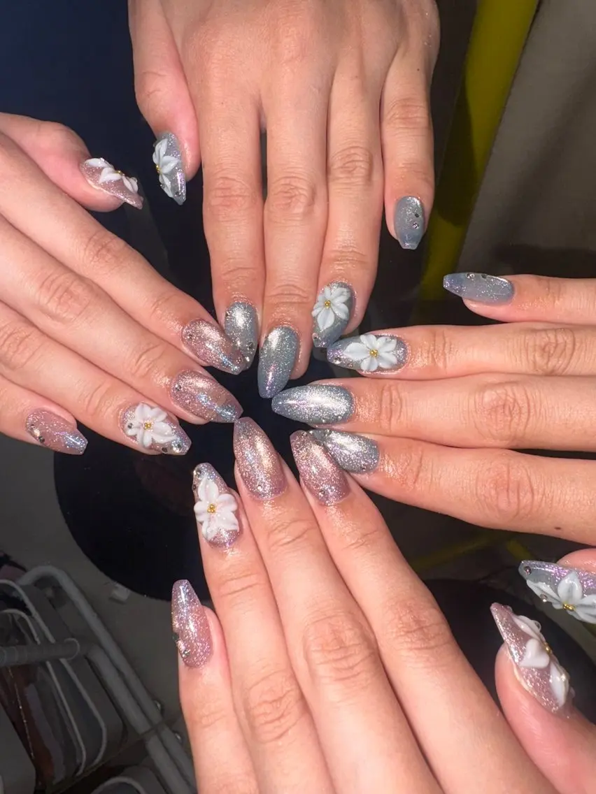 ネイル マグネットネイル ハンドネイル 33nail✴️栄 スミレ❇️Gel-xのネイルデザイン