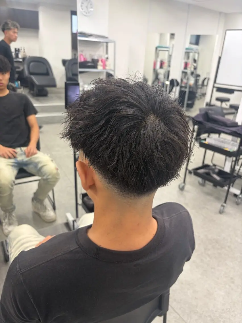 ショート メンズ フェードカット スキンフェード カット メンズパーマカット 達人/涼のヘアスタイル