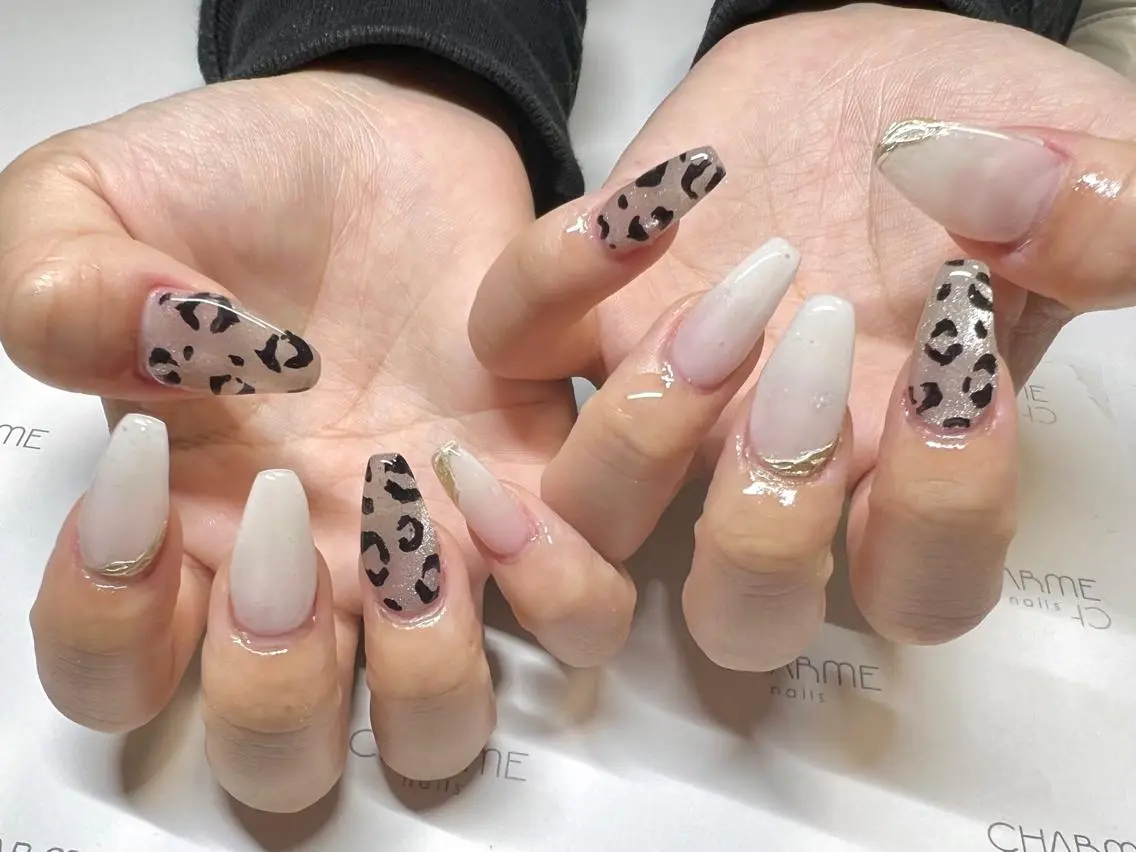 ネイル アニマル柄 マグネットネイル ハンドネイル CHARME 🤎〔RINA〕のネイルデザイン