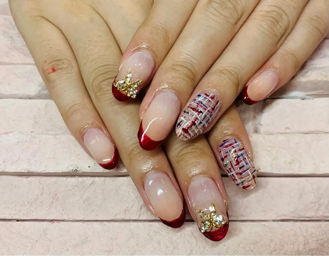 セミロング Nail JuAR ⭐︎SAKINEのネイルデザイン
