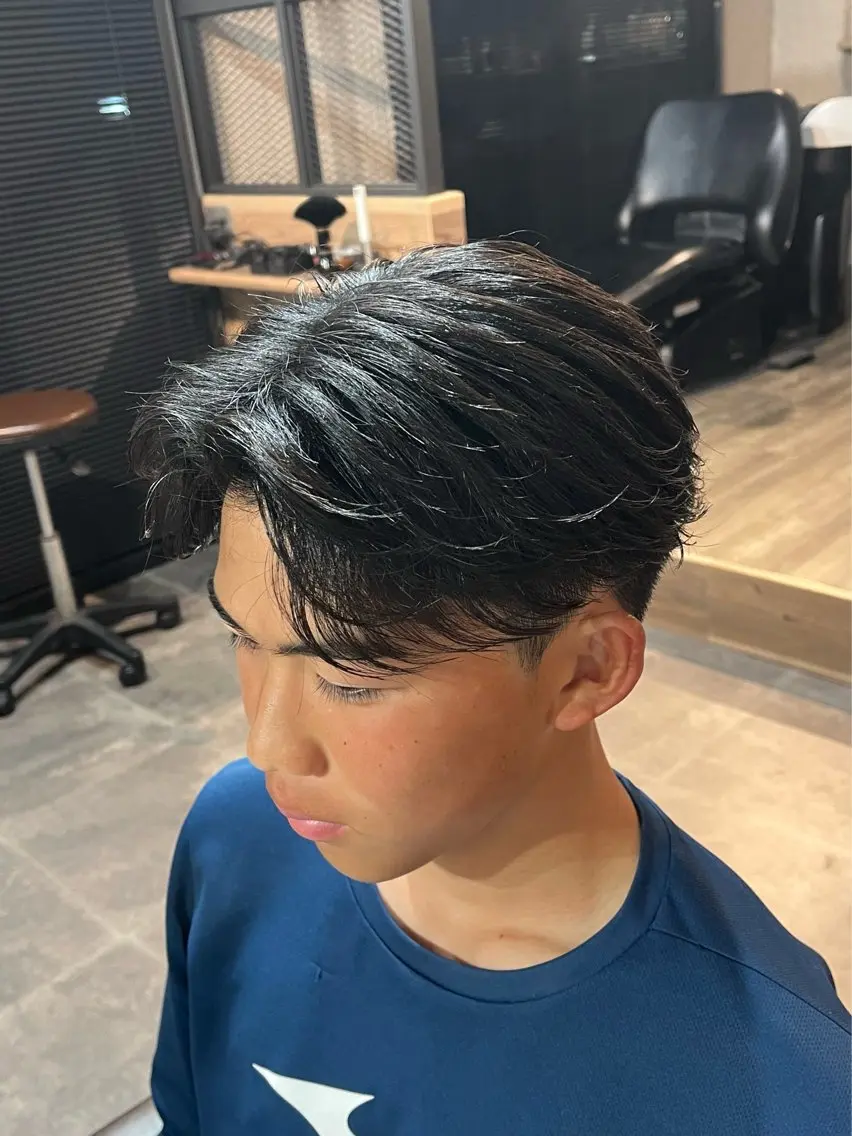 ショート メンズ センターパート ショートヘア 宇野 シゲトのヘアスタイル