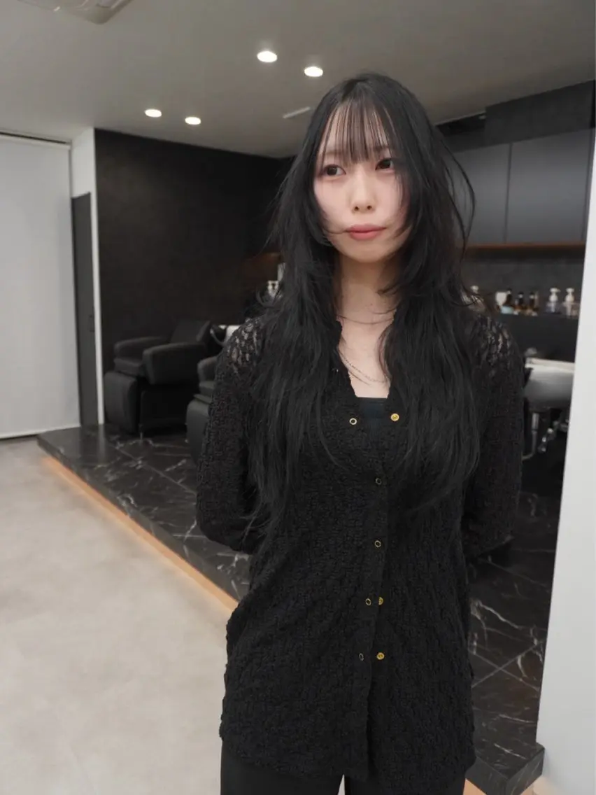 レイヤーカット+カラー半額+エコノミーエクステ50本の写真