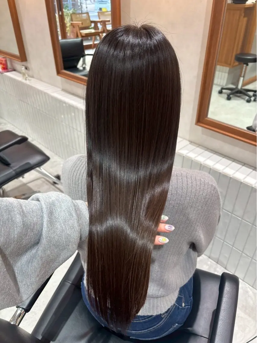 ロング SANO YUIのヘアスタイル