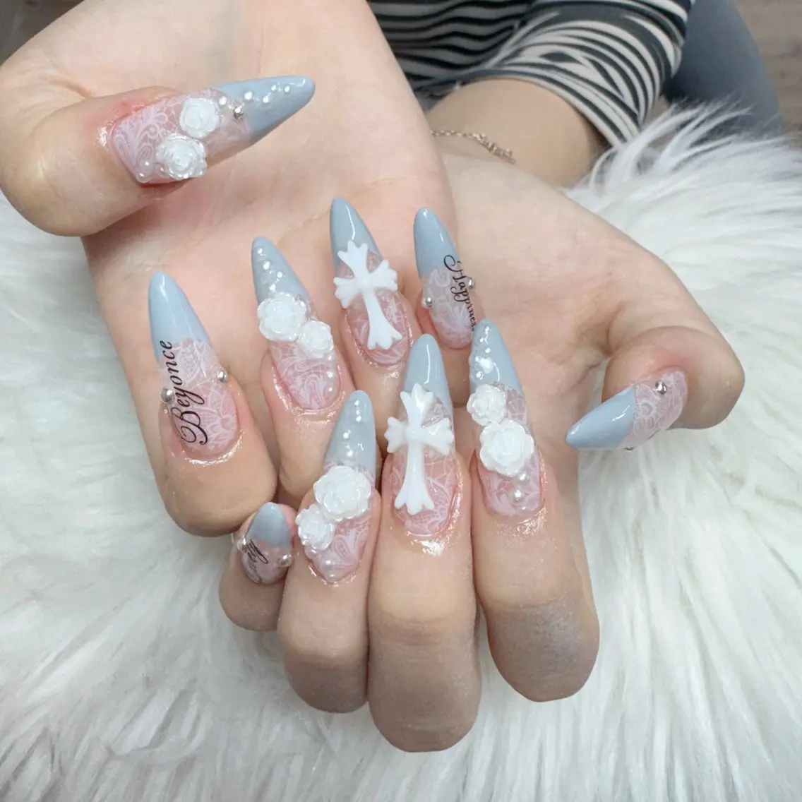 ネイル ハンドネイル 🎀nana🫧 ワンホンネイル🎀のネイルデザイン