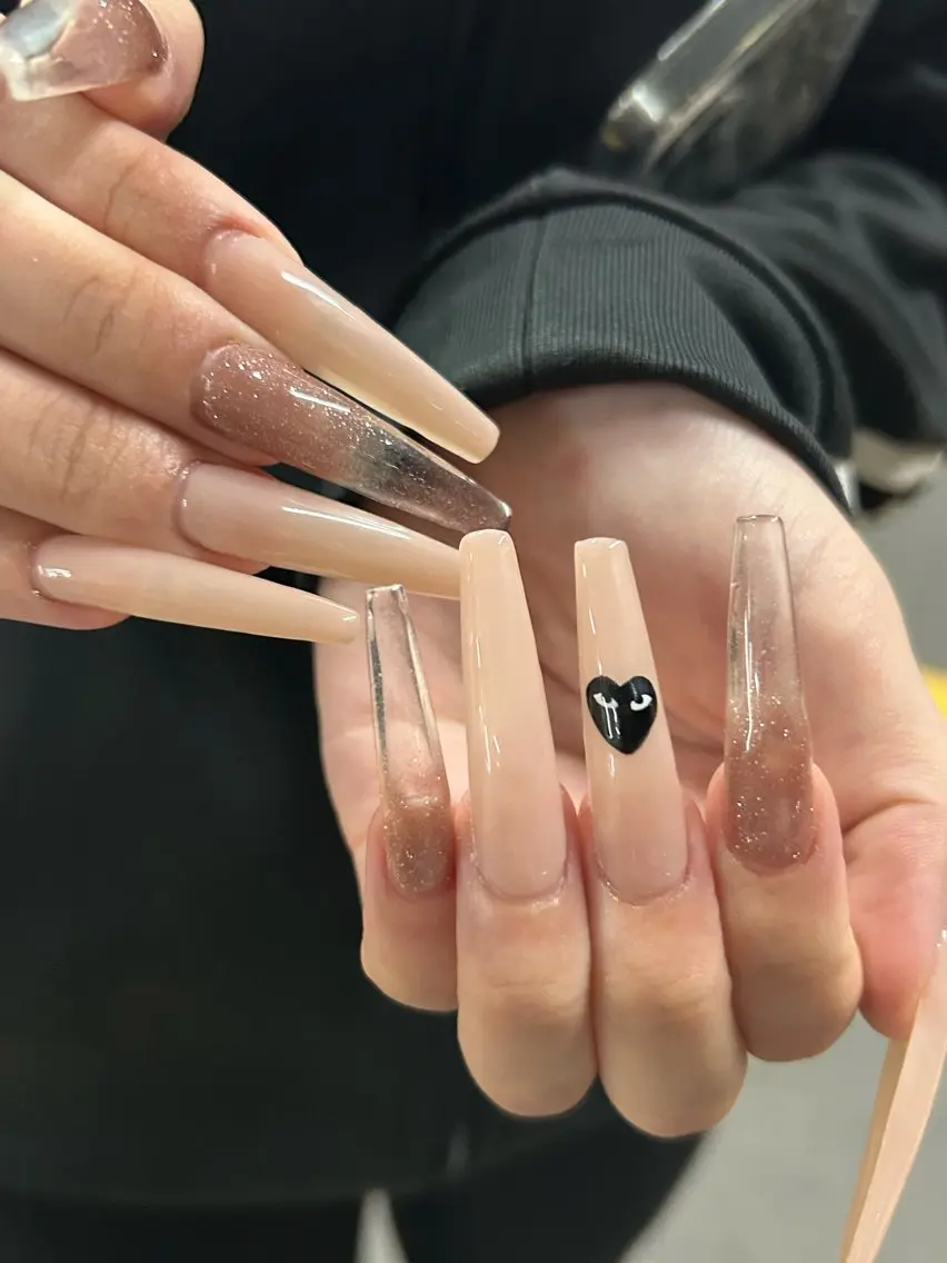 ネイル ハンドネイル RYAURA NAILのネイルデザイン