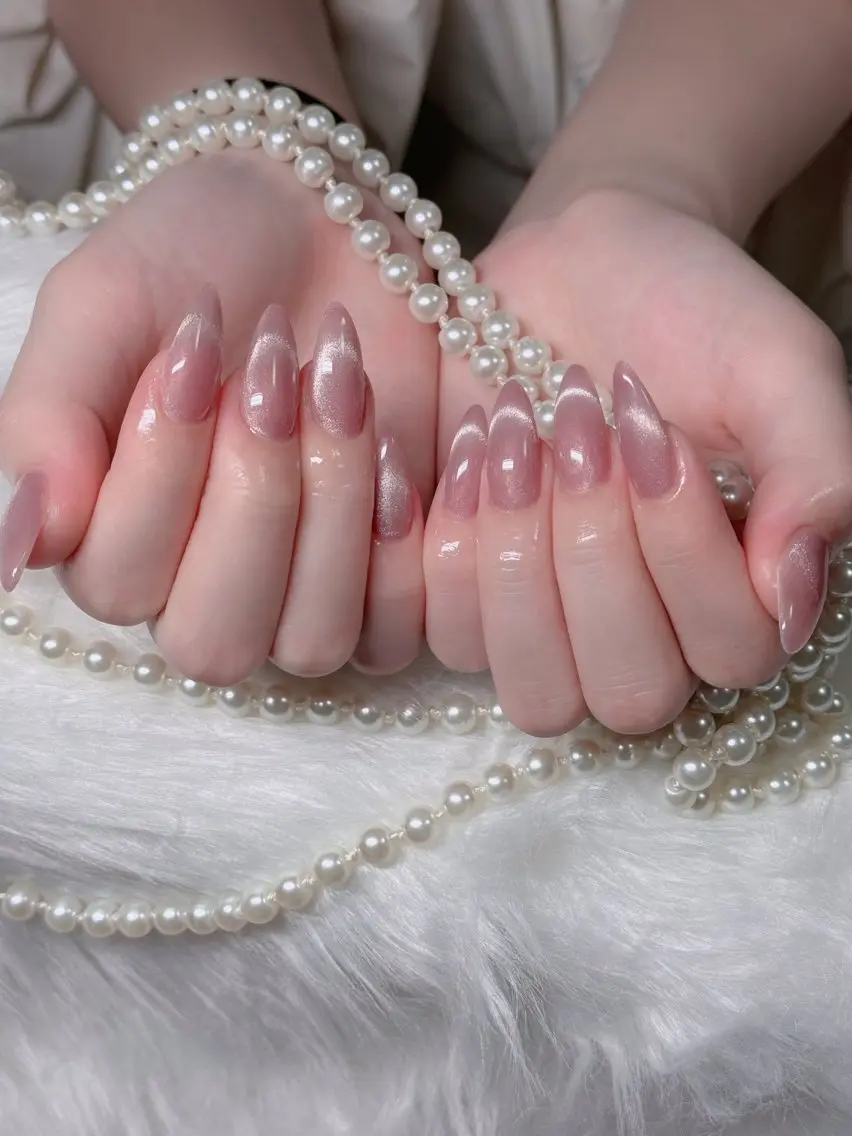 ネイル オーロラネイル フレンチネイル ジェルネイル ハロウィン キラキラネイル ハンドネイル H.baby Nail Salonのネイルデザイン