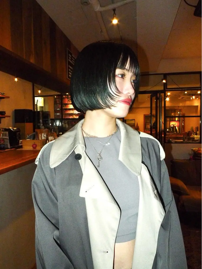 ショート カラー ファッションに 溶け込むstyleのヘアスタイル