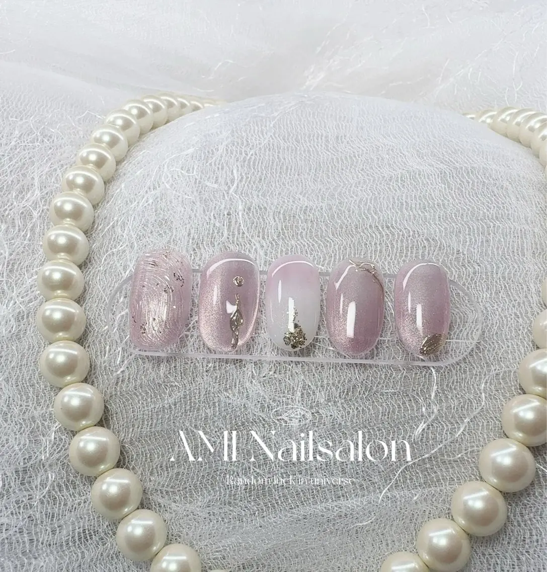 ミディアム ハンドネイル AMI Nailsalonのネイルデザイン