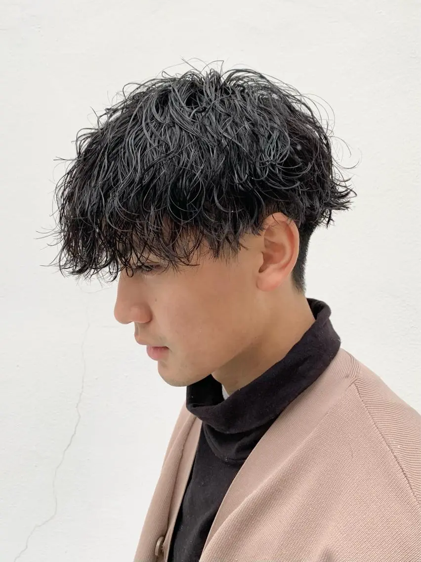 💥初回限定💥メンズカット➕波巻スパイラルパーマ➕毛髪補修トリートメント💇🏻♂️の写真