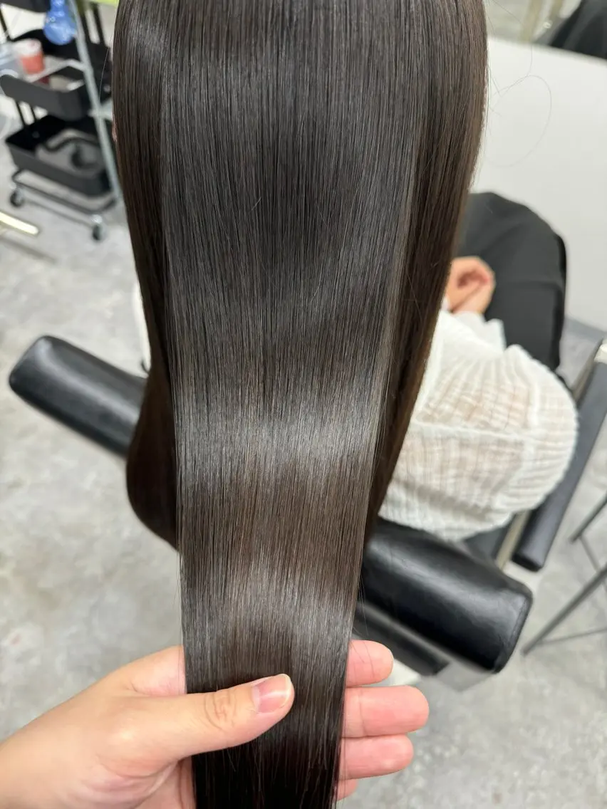 ロング 髪質改善 トリートメント 酸熱トリートメント 髪質改善メニュー 長井 美佐子のヘアスタイル