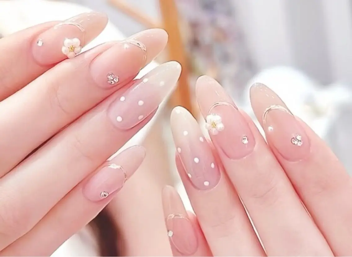 ネイル ハンドネイル Dione Nail きよみのネイルデザイン