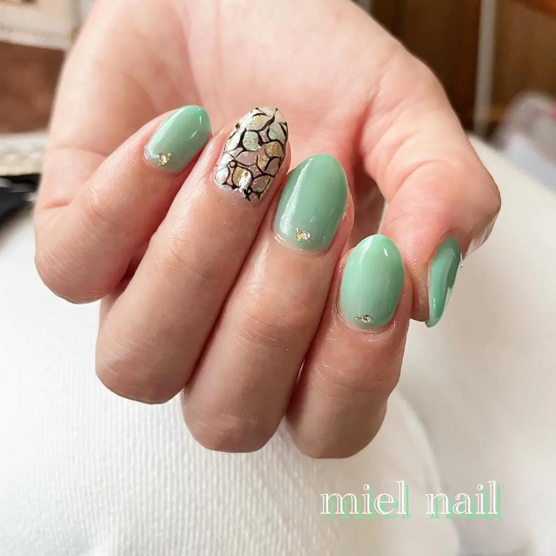 ネイル グリーン miel nailのネイルデザイン