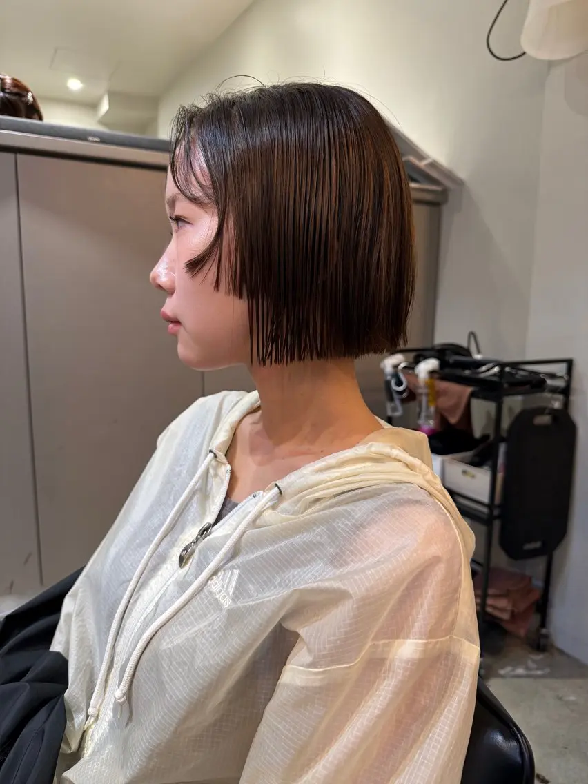 ミディアム ワンレンボブ ボブレイヤー ボブ 顔まわりレイヤー 顔周りカット カット ヘアカラー 林 コウセイ【三軒茶屋】のヘアスタイル