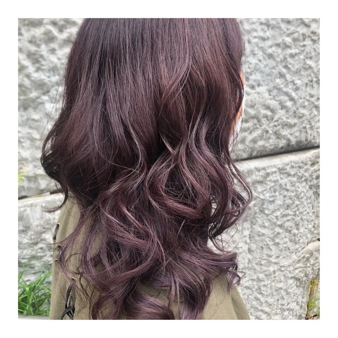 ミディアム カラー はる 「モデル募集中」のヘアスタイル