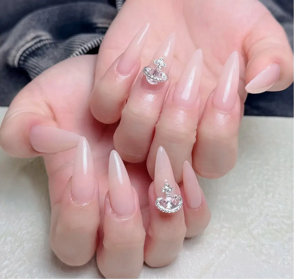 ネイル アートネイル 長さ出し フレンチネイル ジェルネイル ガーリー ハンドネイル 中野駅から2分 MEO NAILのネイルデザイン